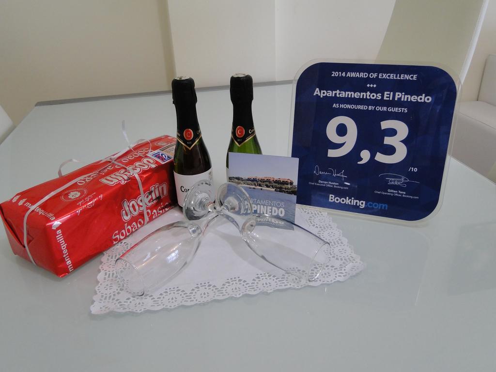 Apartamentos El Pinedo Noja Rom bilde